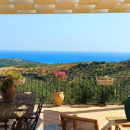 Villa Immersa In Oliveto Vista Mare Sciacca Bagian luar foto