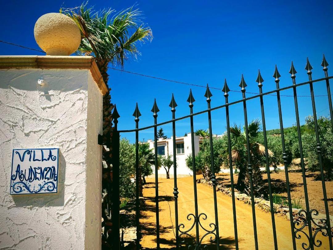 Villa Immersa In Oliveto Vista Mare Sciacca Bagian luar foto