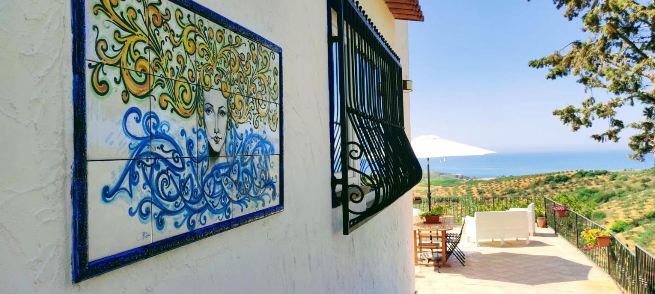 Villa Immersa In Oliveto Vista Mare Sciacca Bagian luar foto