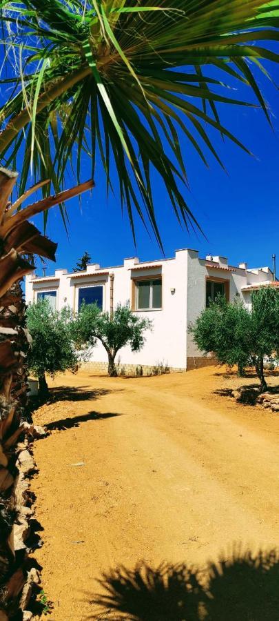 Villa Immersa In Oliveto Vista Mare Sciacca Bagian luar foto
