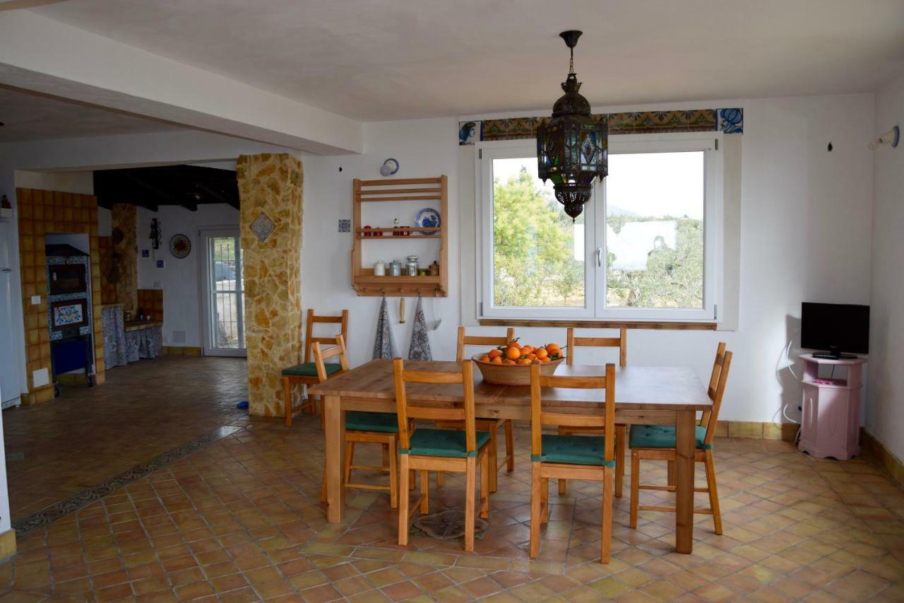 Villa Immersa In Oliveto Vista Mare Sciacca Bagian luar foto