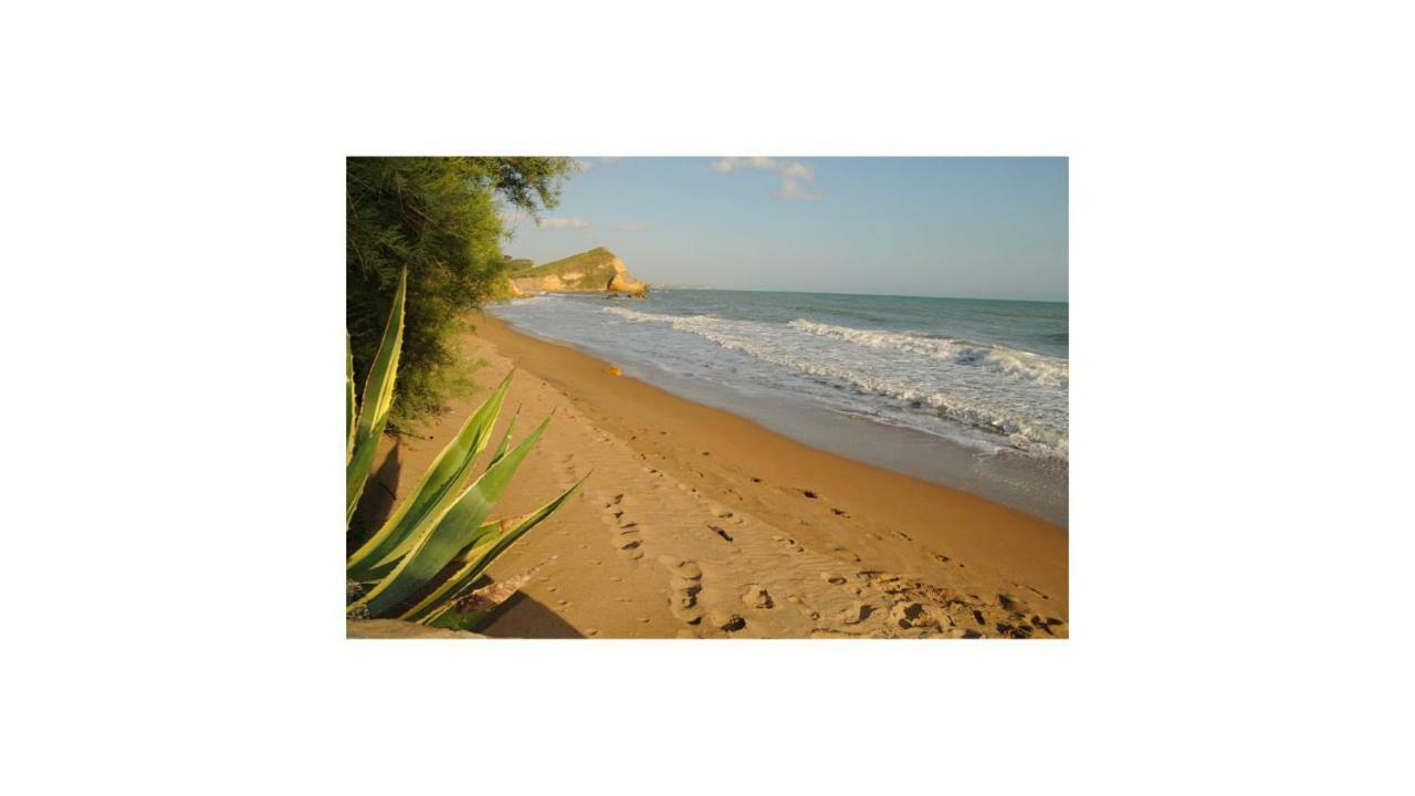 Villa Immersa In Oliveto Vista Mare Sciacca Bagian luar foto