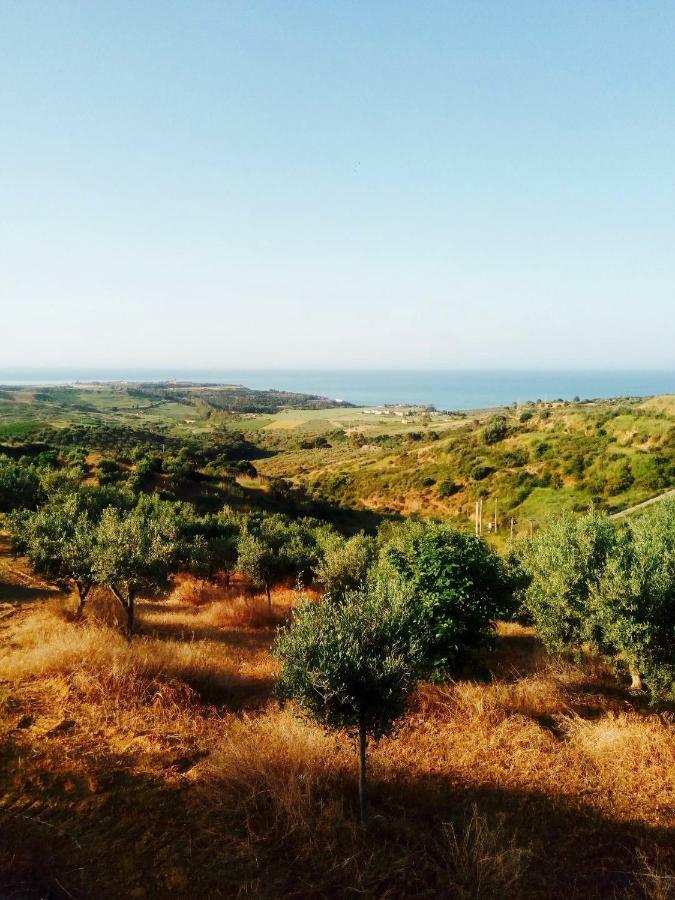Villa Immersa In Oliveto Vista Mare Sciacca Bagian luar foto